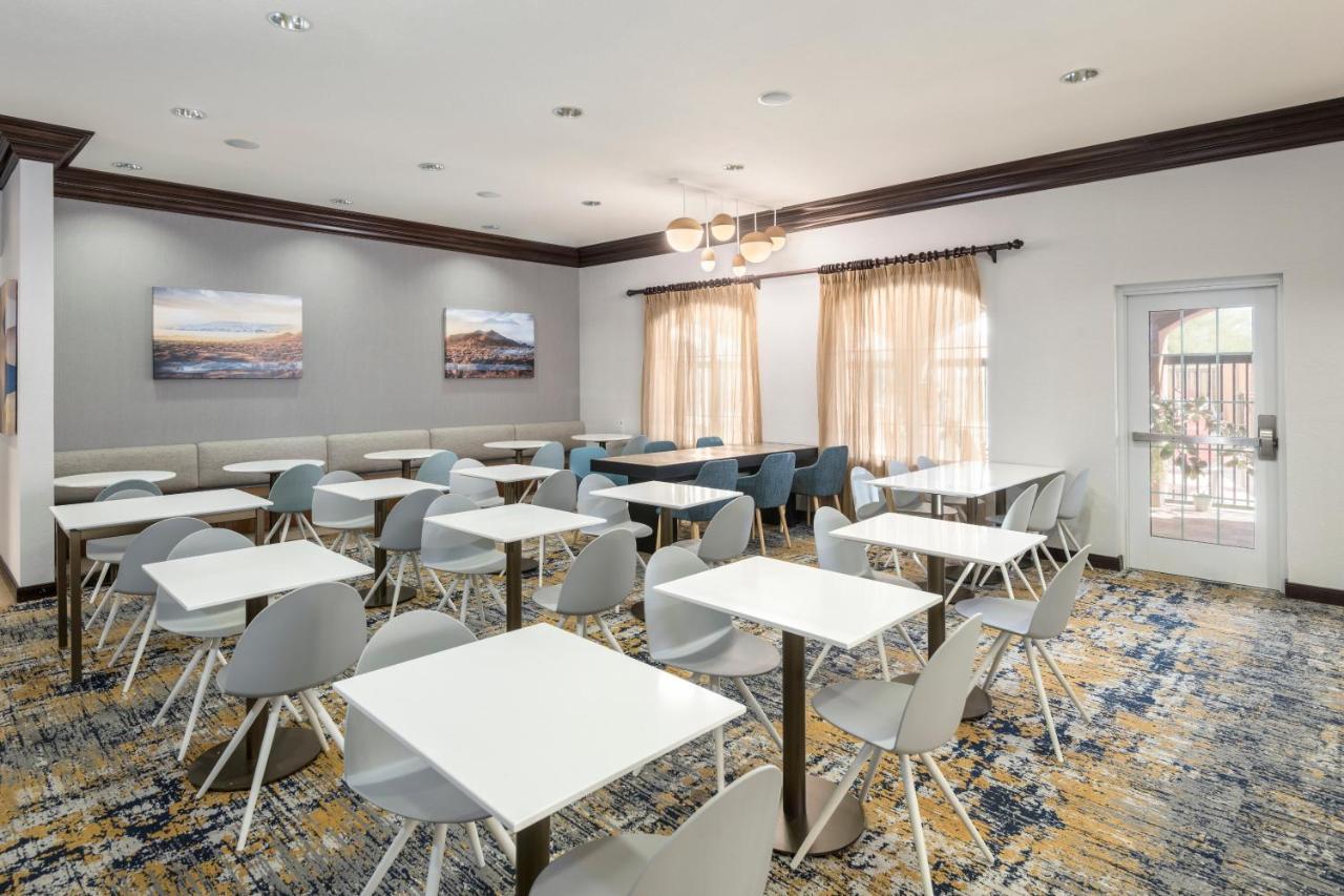 Towneplace Suites By Marriott Tucson Williams Centre Exterior foto
